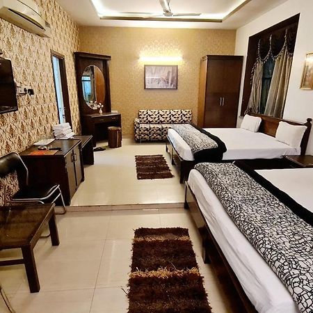 Hotel Hk Continental Амритсар Экстерьер фото